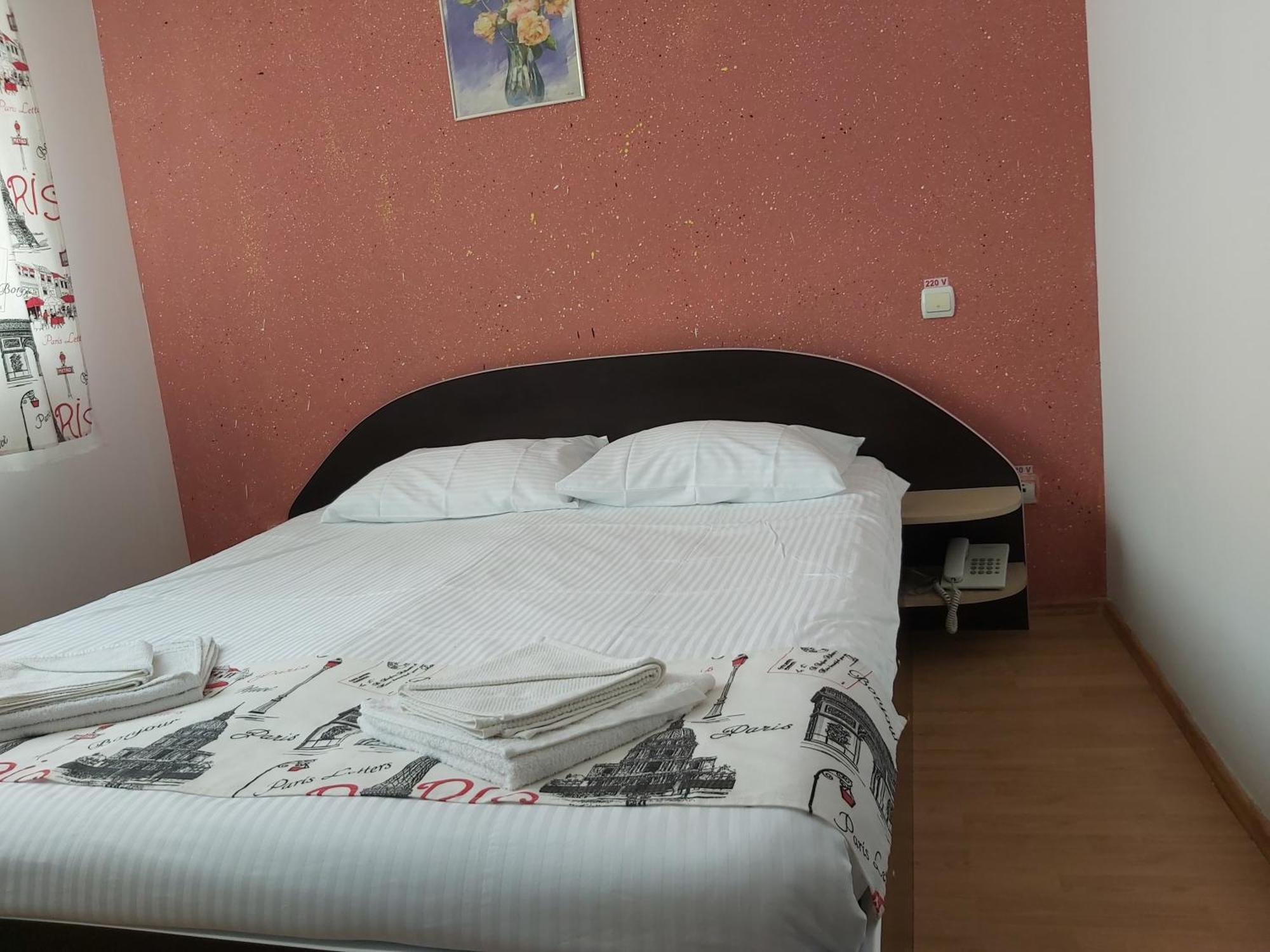 Hotel River Targu Jiu Room photo